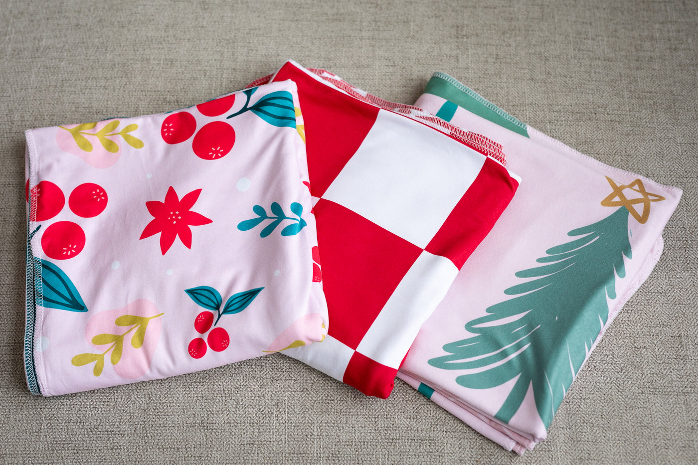 Pink Mistletoe 2-Sided Swaddle